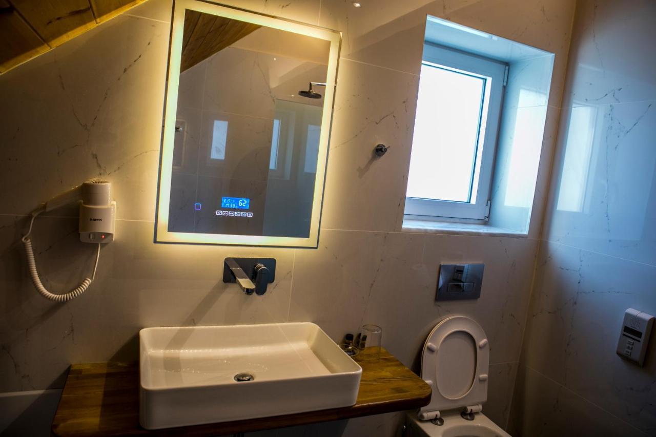 Hotel Alexander Mýtikas 外观 照片