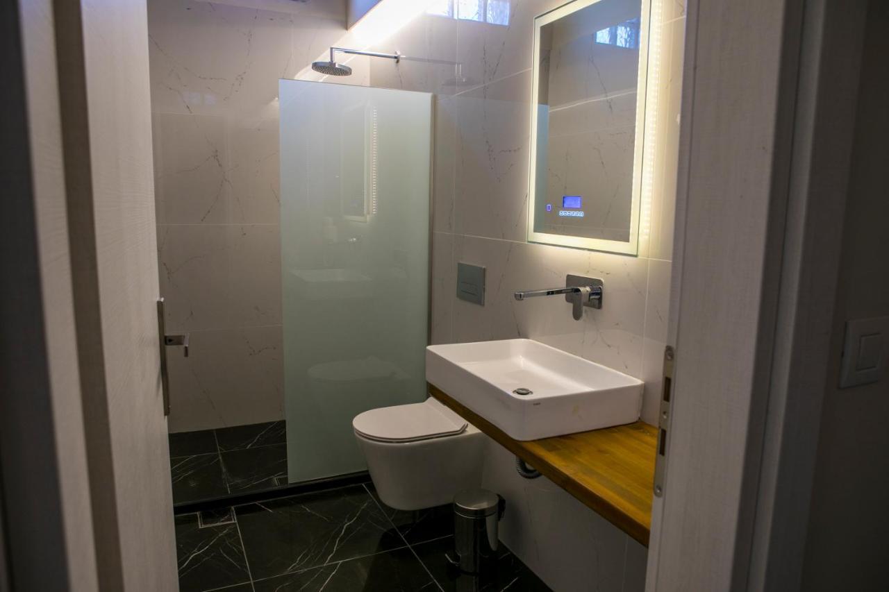 Hotel Alexander Mýtikas 外观 照片