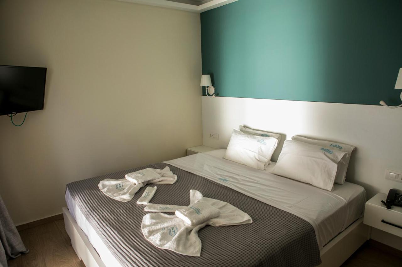Hotel Alexander Mýtikas 外观 照片