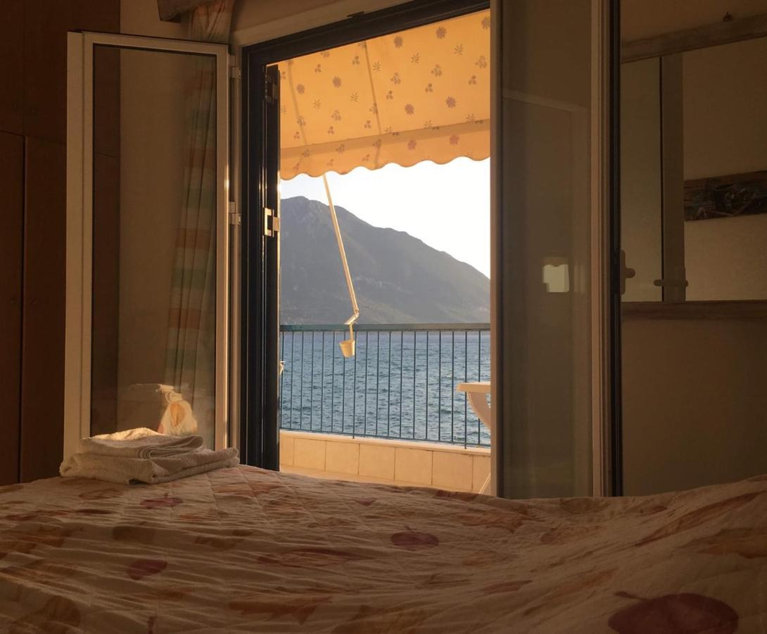 Hotel Alexander Mýtikas 外观 照片